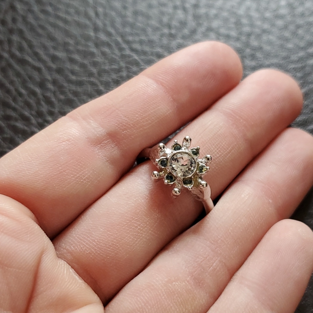 Avon Ring- Size 9.5